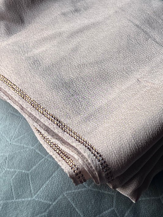 Embellished Silk – Golden