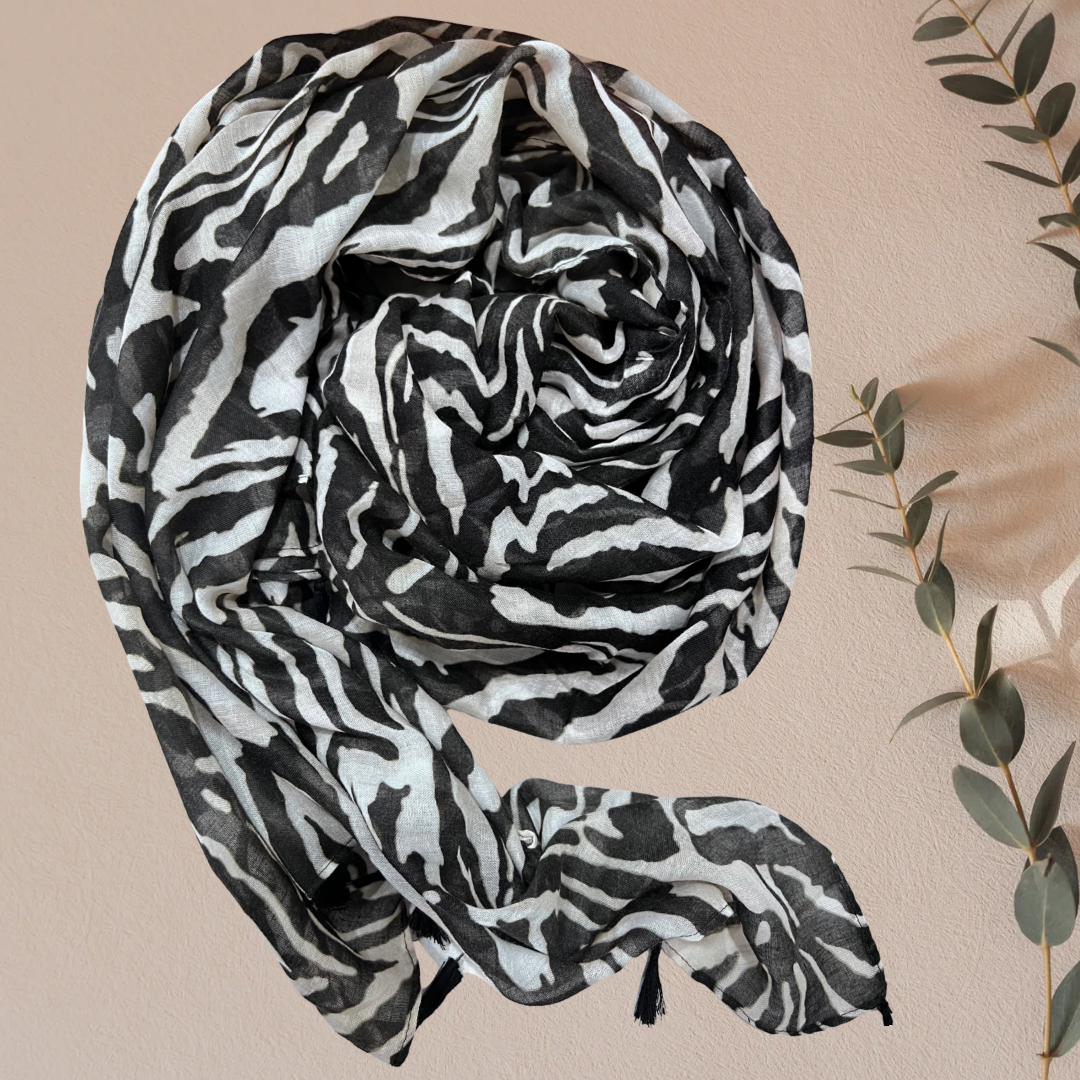 Printed Lawn – Zebra Whisper