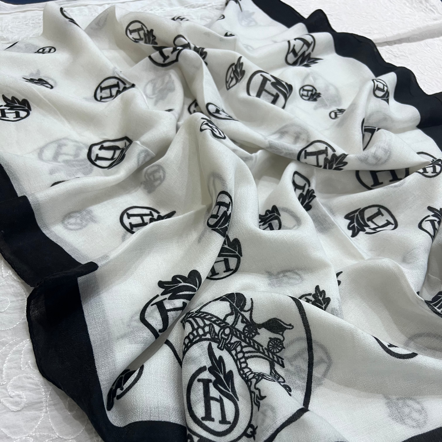 Printed Lawn – Monogram Grace