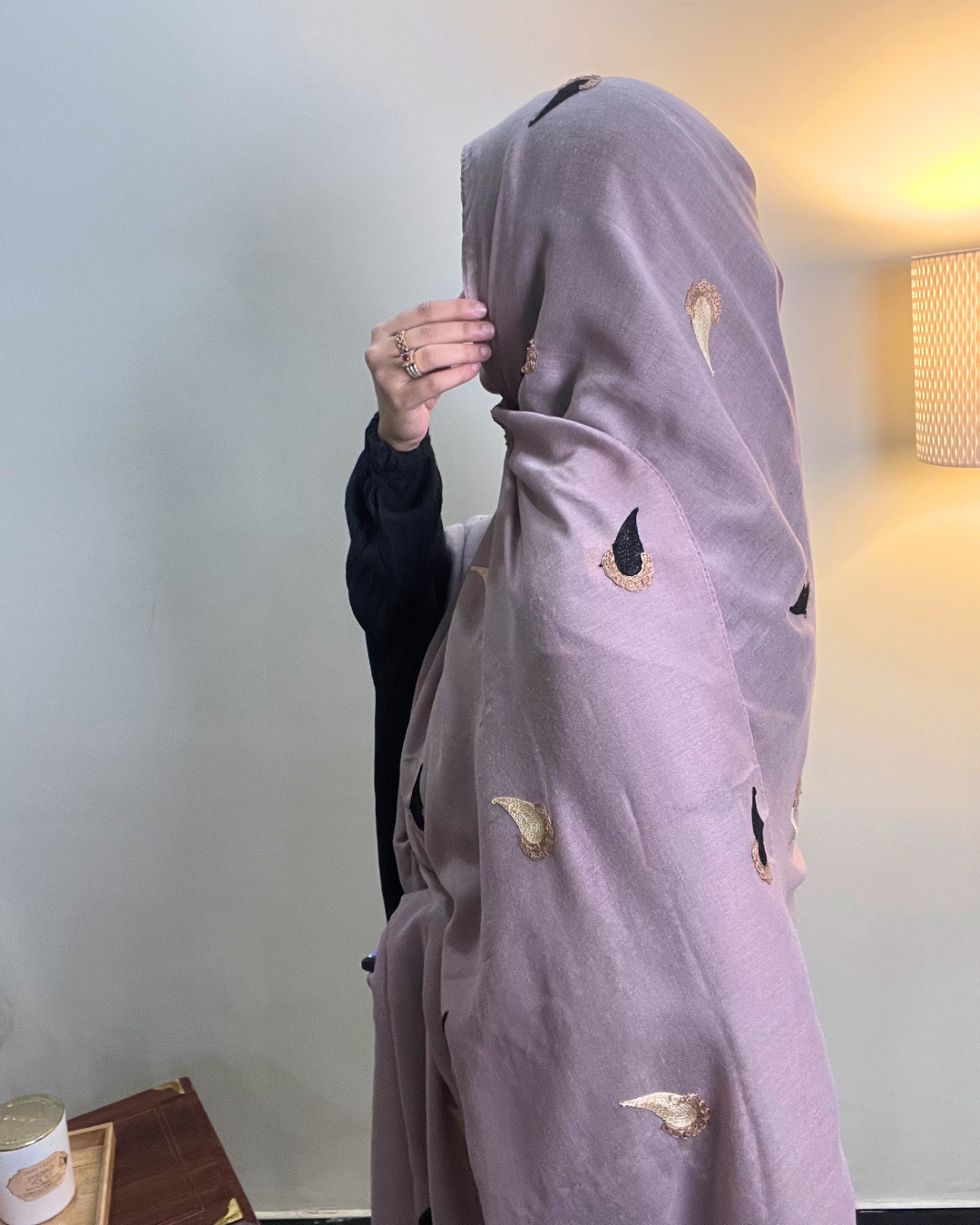 Paisley Drop Embroidery Lawn Hijab - Mauve