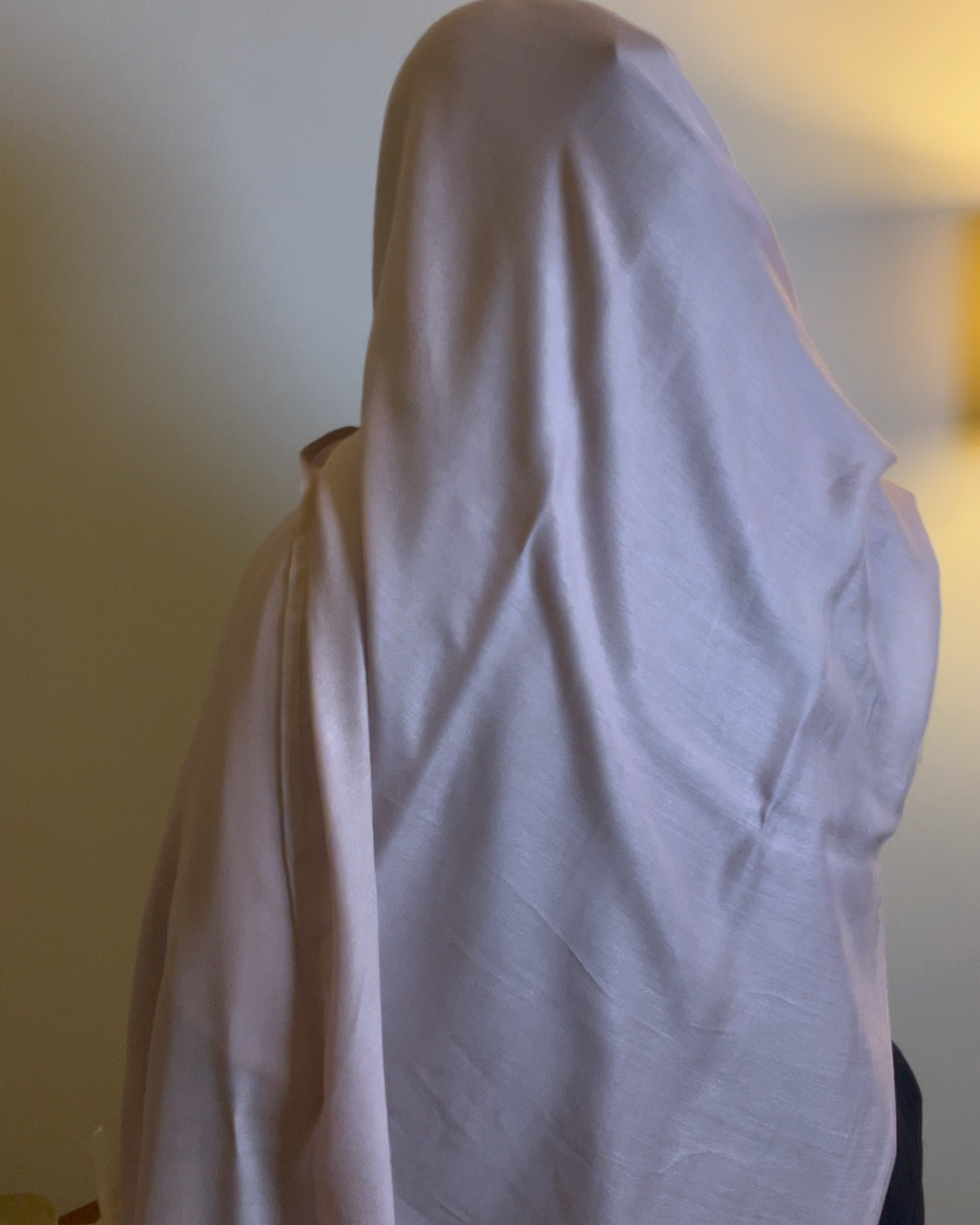 Solid Modal - Dark Vanilla