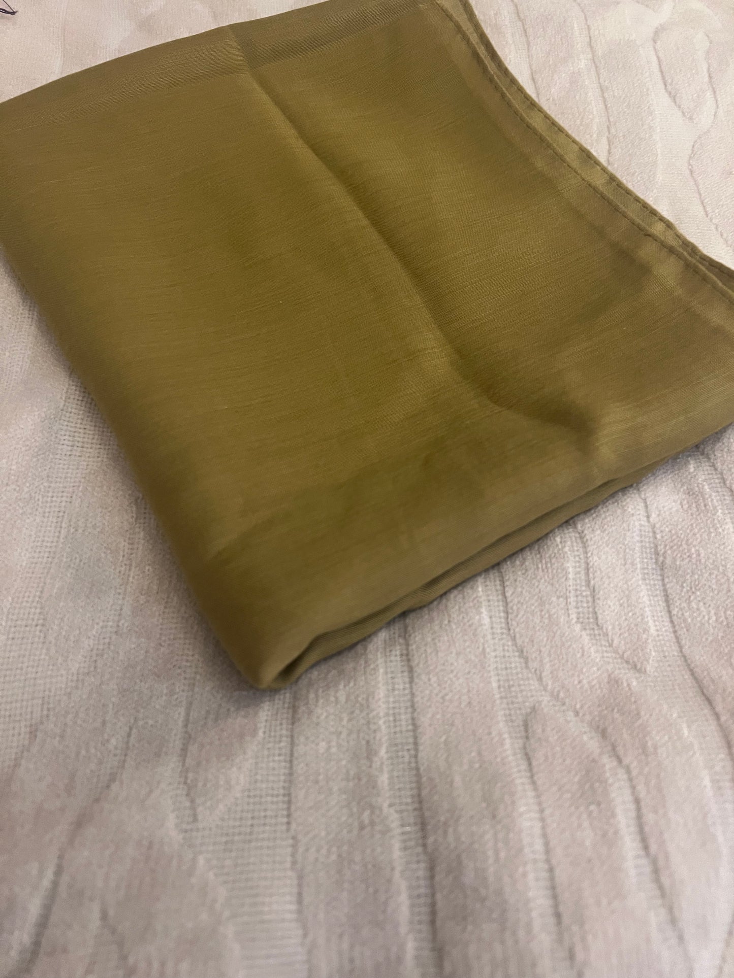 Plain Lawn – Olive Green