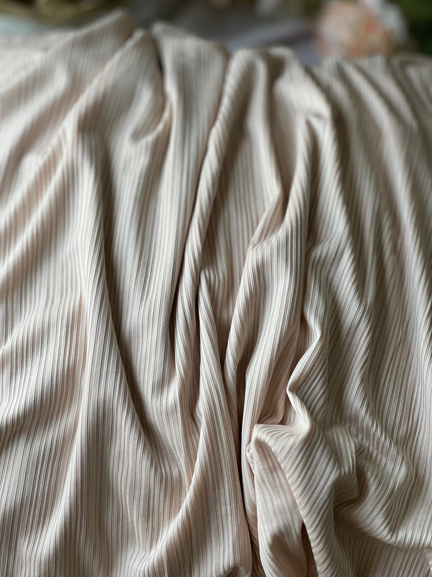 Ripped Jersey - Beige